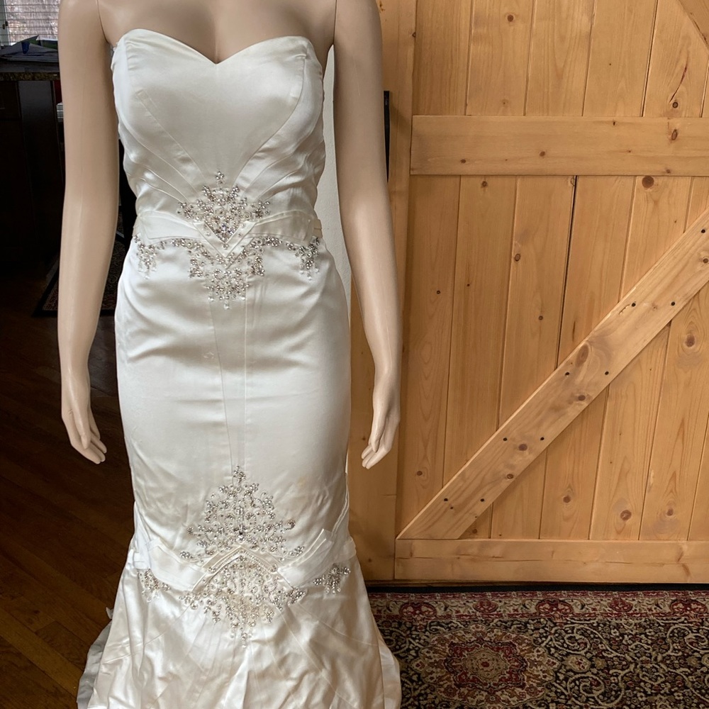 Matthew Christopher Sasha Wedding Dress